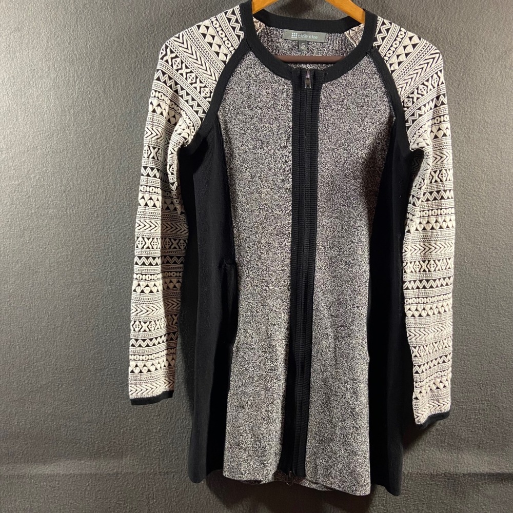 Title Nine assassin full zip sweater dress Wool Fair Isle Grey Black nordic